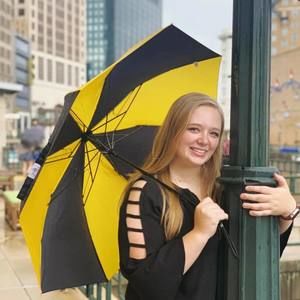 Meet your Posher, Cate